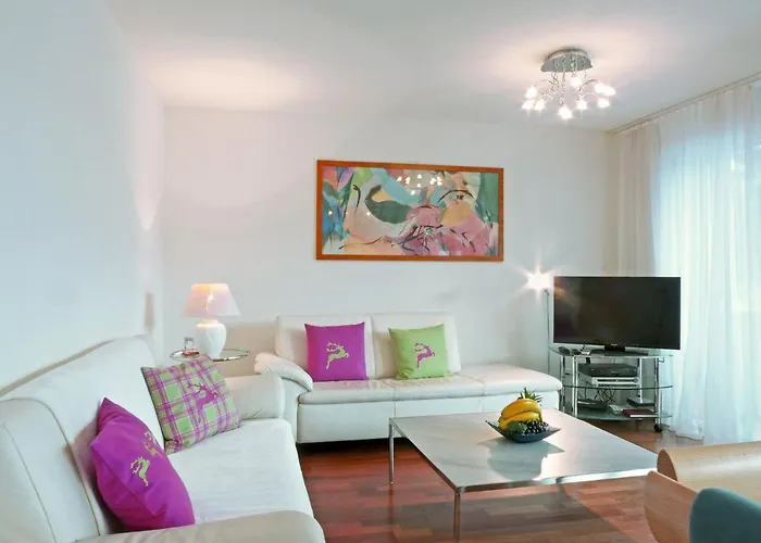 Apartment Goldenhorn Apt-F By Interhome
